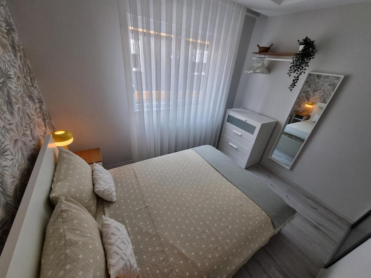 Location 2 Bedroom Daire