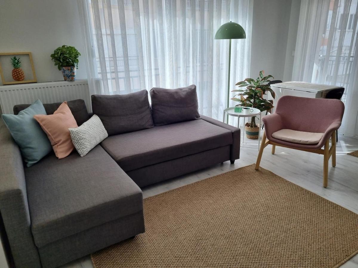 Location 2 Bedroom Daire